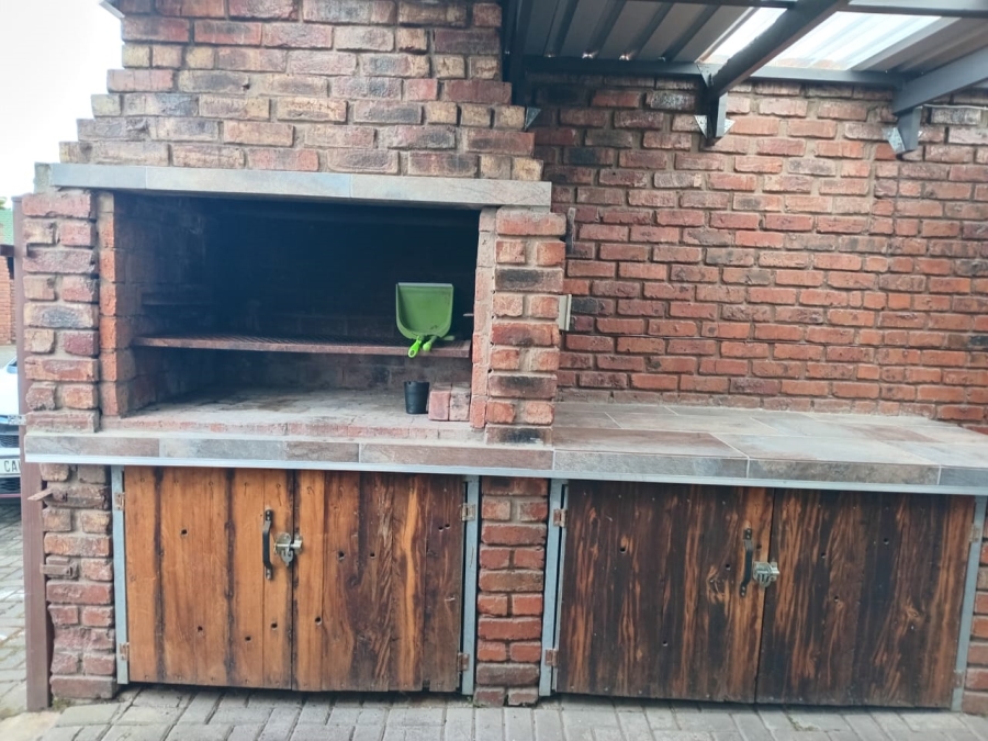 To Let 2 Bedroom Property for Rent in George South Western Cape